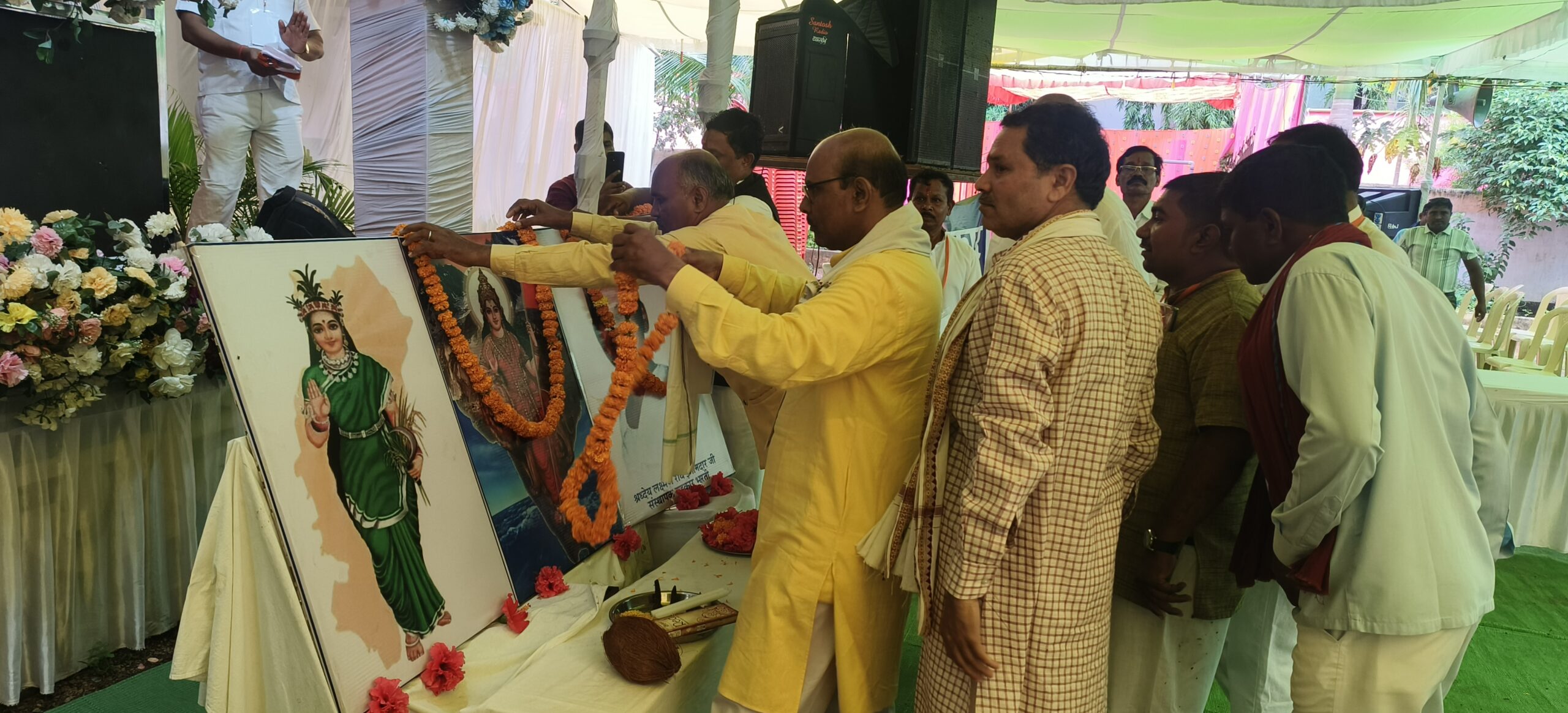 Image gallery marquee